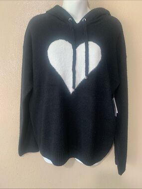CeCe size S Black Hooded Sweater with White Heart Motif NWT